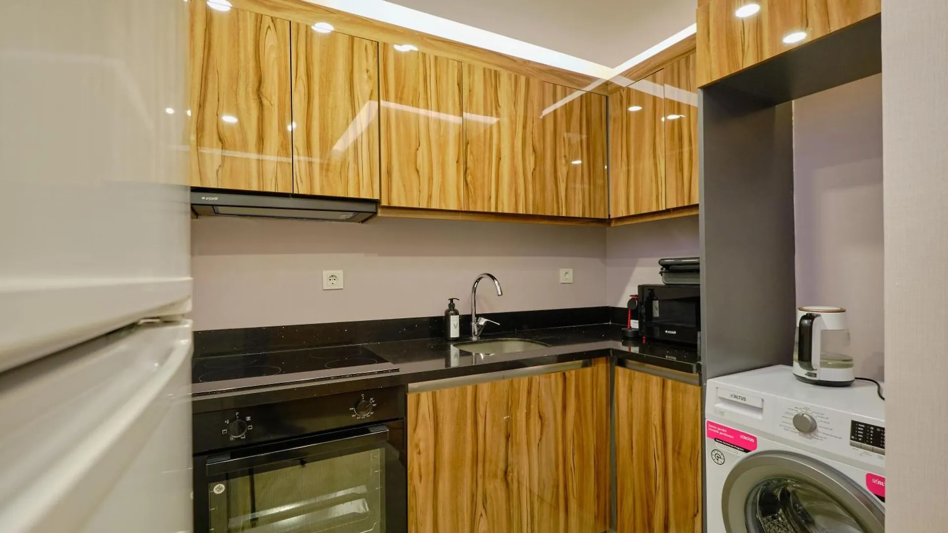 Private Apartment At Beylikduezue Nearly To E5 2 Istanbul Türkei