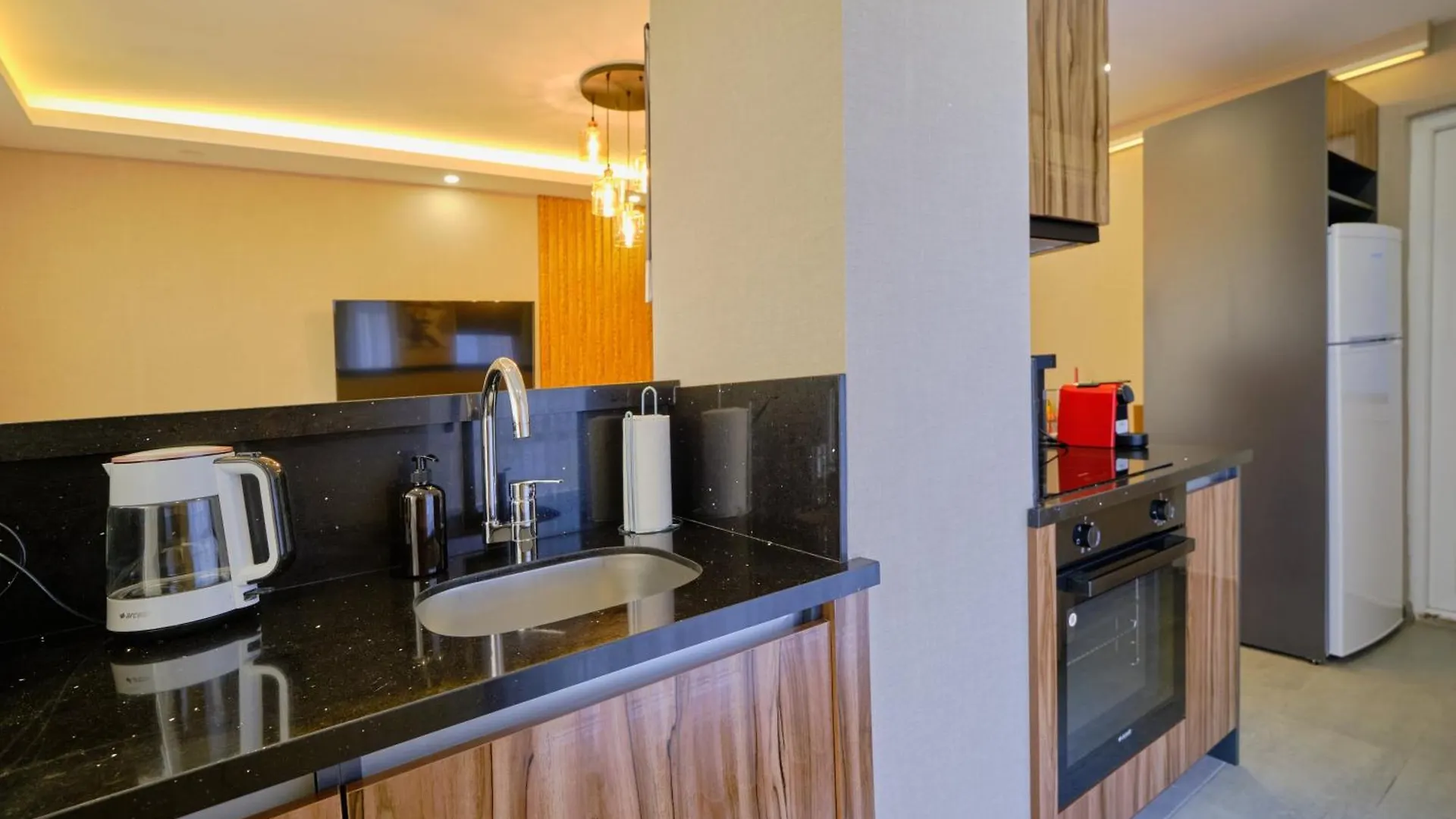 Private Apartment At Beylikduezue Nearly To E5 2 اسطنبول 0*,  تركيا
