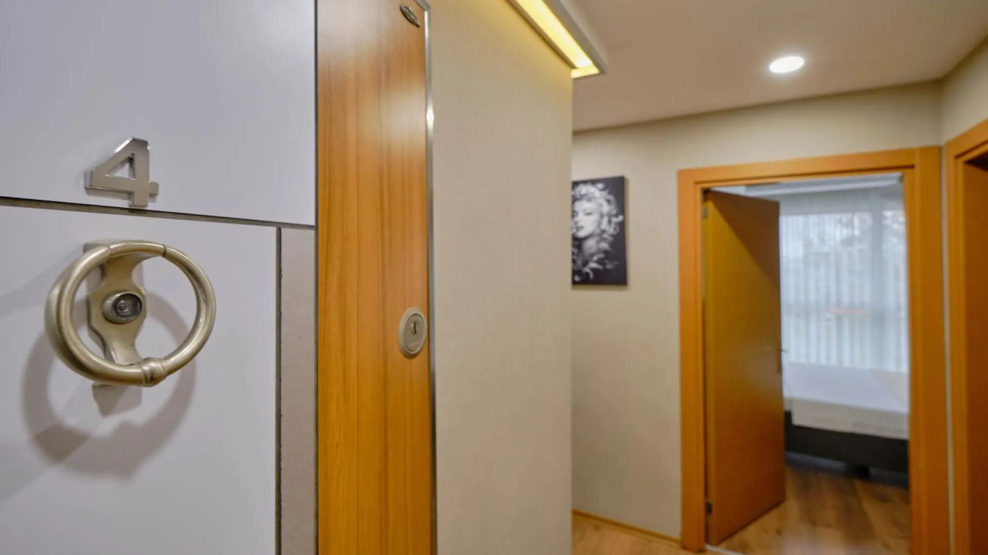 Private Apartment At Beylikduezue Nearly To E5 2 Istanbul